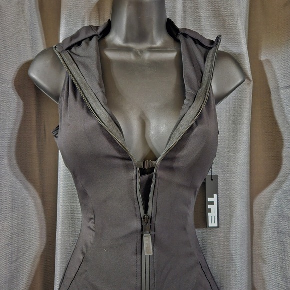 Ta3 Other - TA3 Hi Cut Sleeveless Surfy One Piece Swimsuit‎ Black XS Regular Long NEW